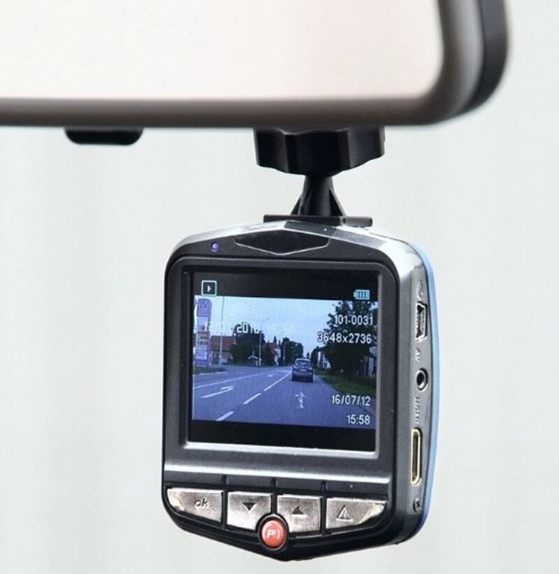 Kamera do auta, čierna skrinka, nová zabalená - 2
