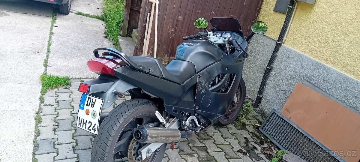 Suzuki gsx 600 - 2