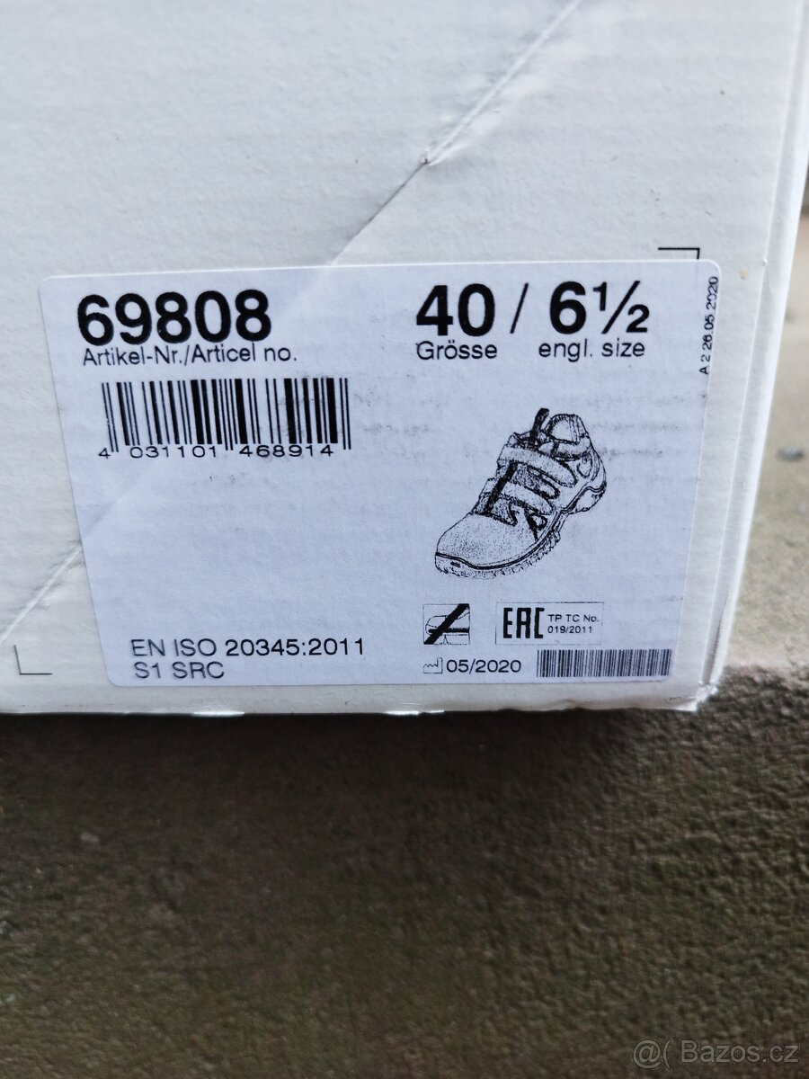 Pracovní obuv UVEX - 2