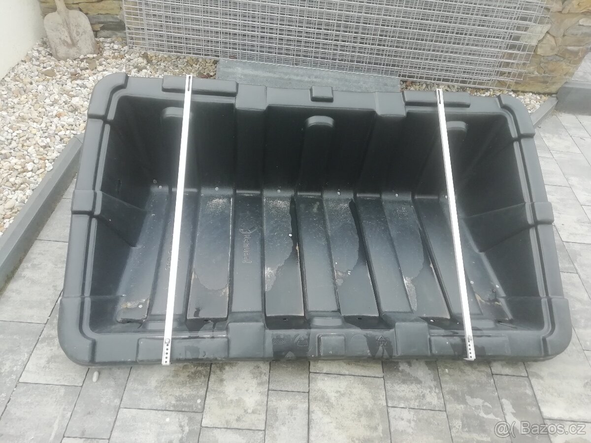 Držáky FV panelů - plastové vany - 2