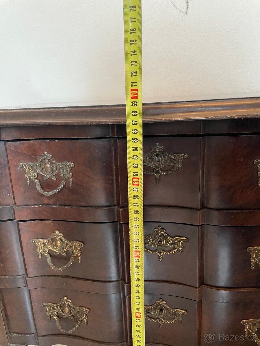 Komoda starožitná - 2