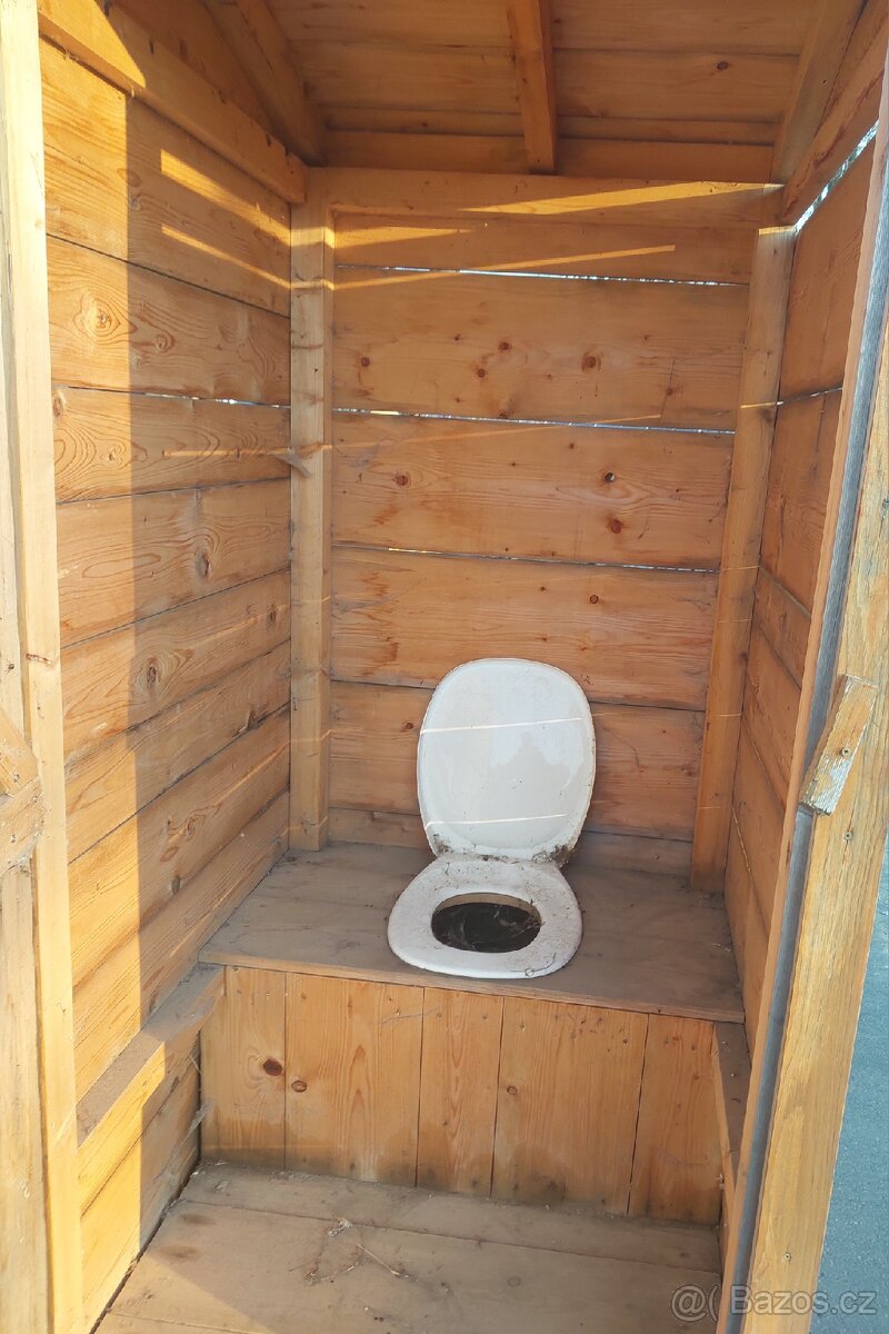 Suché wc, kadibudka - 2