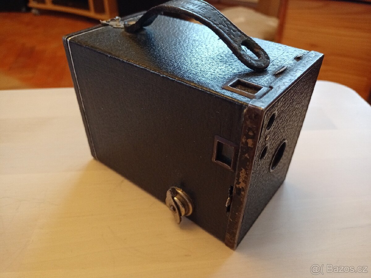 Kodak Brownie
- 2