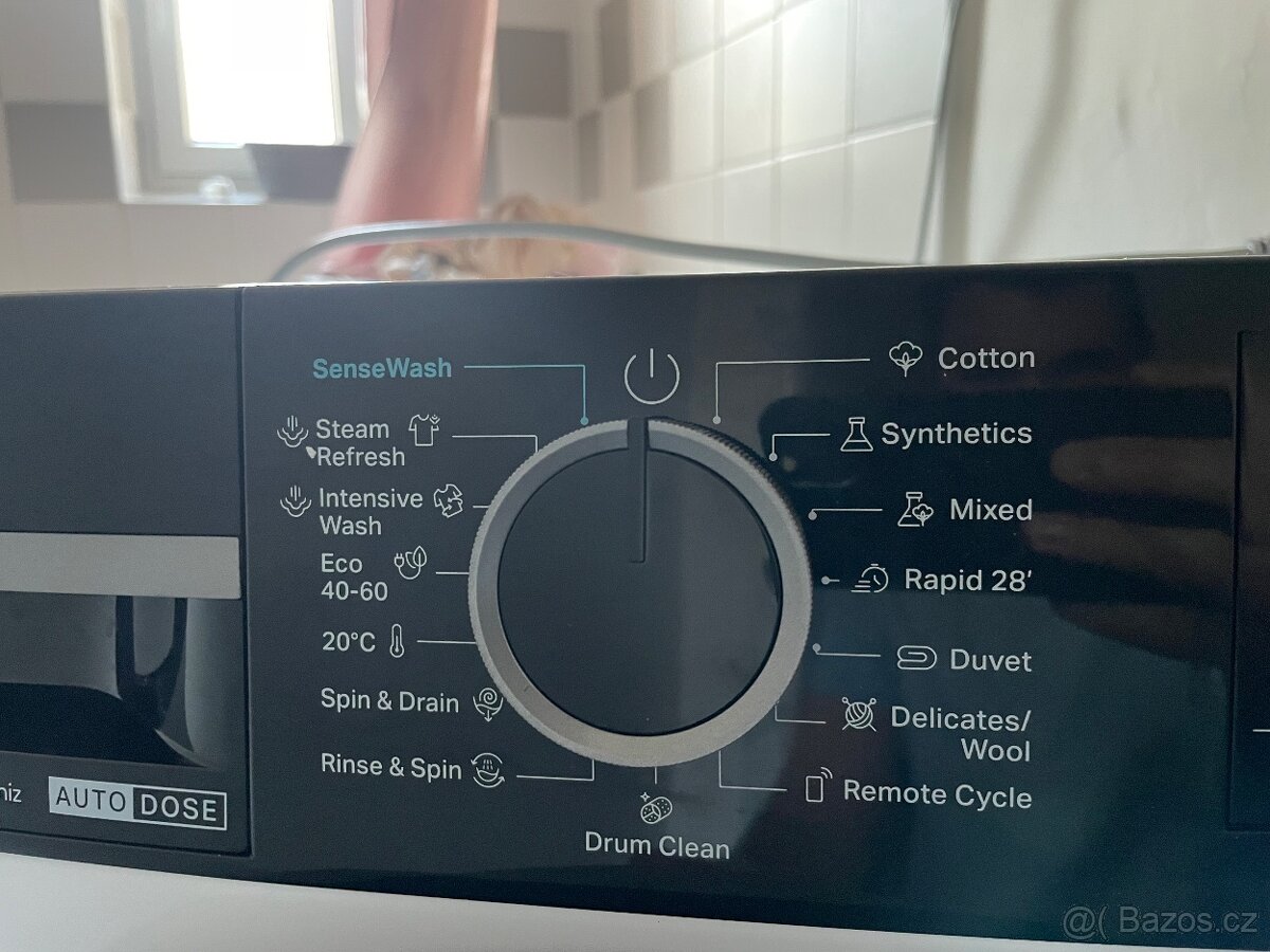 Whirpool WPM 97 W - 2