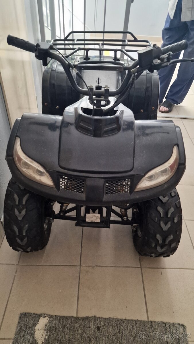 Dětská čtyřkolka 110ccm - 2