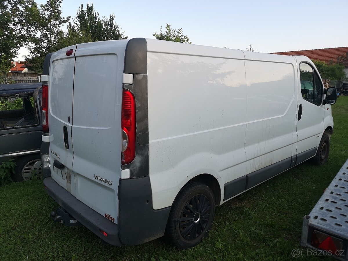 ND TRAFIC, VIVARO - 2