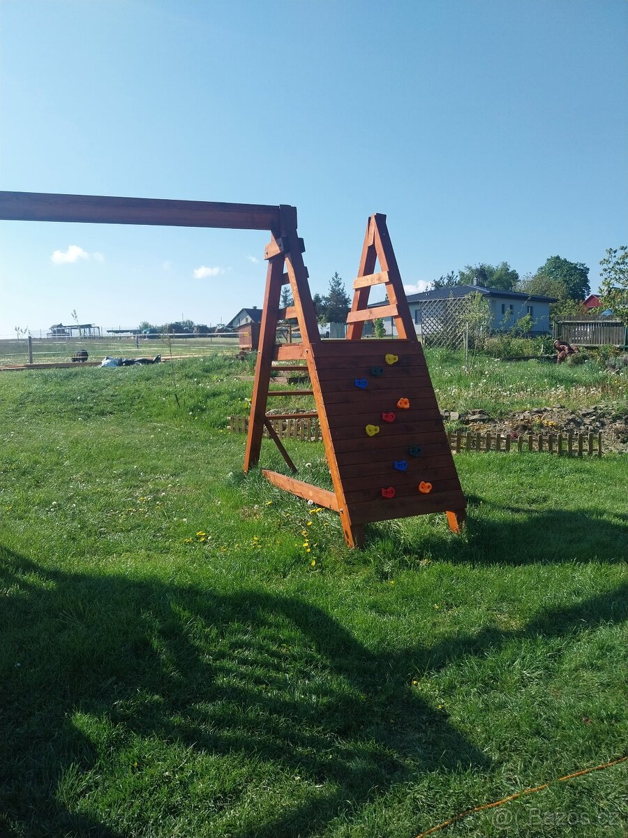 Dětské hřiště - 2