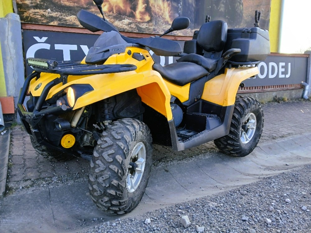 Can-Am Outlander MAX 570