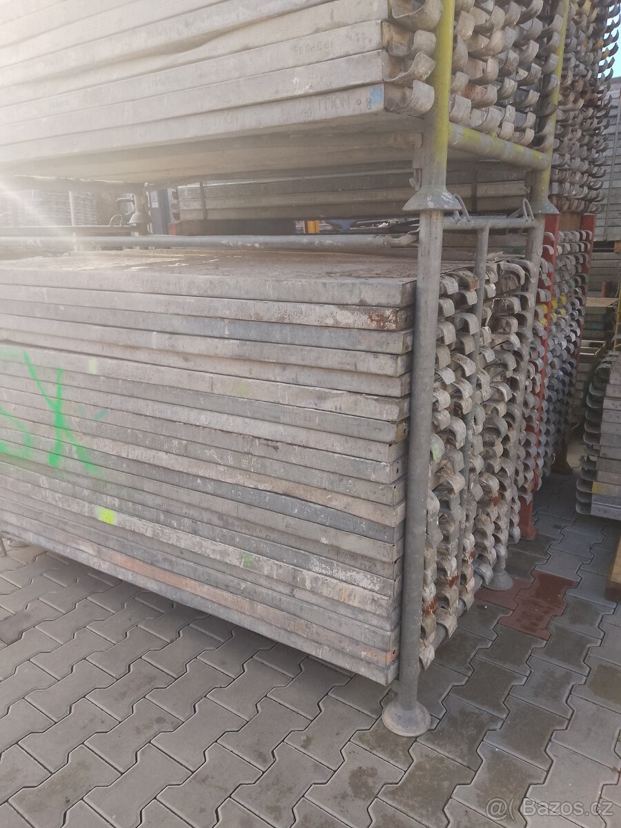 Rámové lešení 118,8m2. - 2