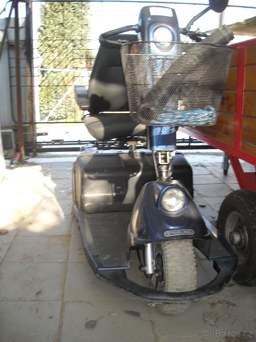 ELEKTRICKÝ SKÚTR – TŘÍKOLKA - 2