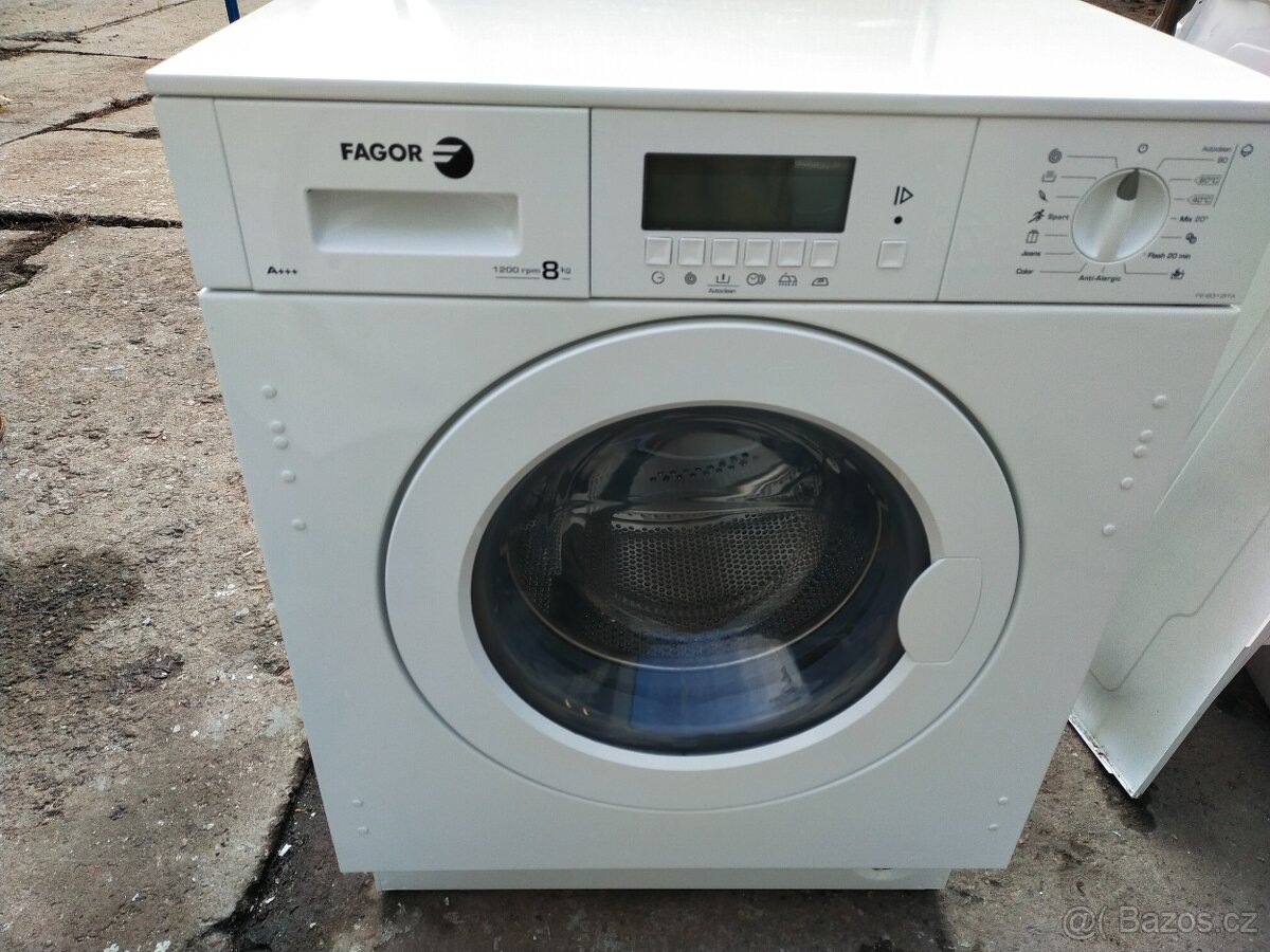 Prodám VESTAVNOU dig.pračku zn. FAGOR--8kg--DOVEZU-- - 2