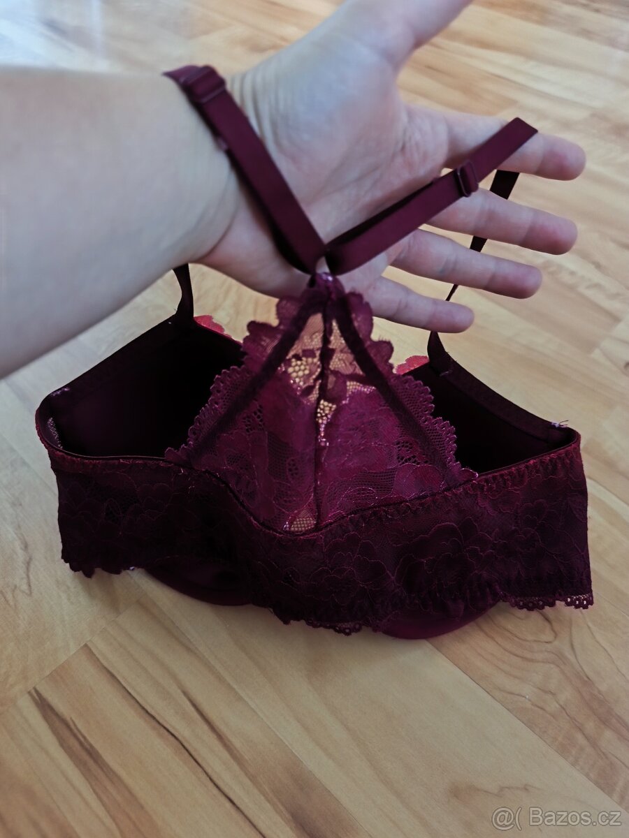 Dámská podprsenka vel. 75D - 2