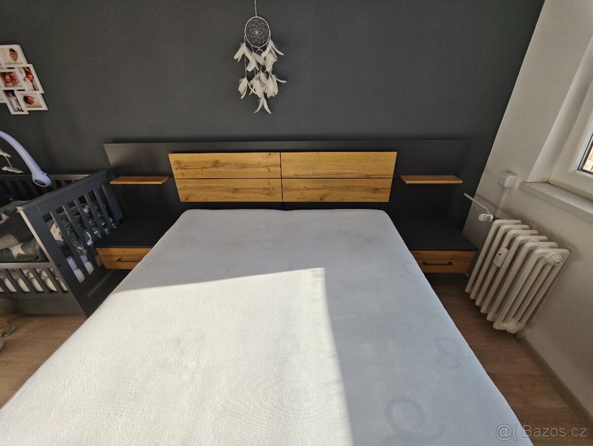 Postel s nočními stolky NEWTON - 2