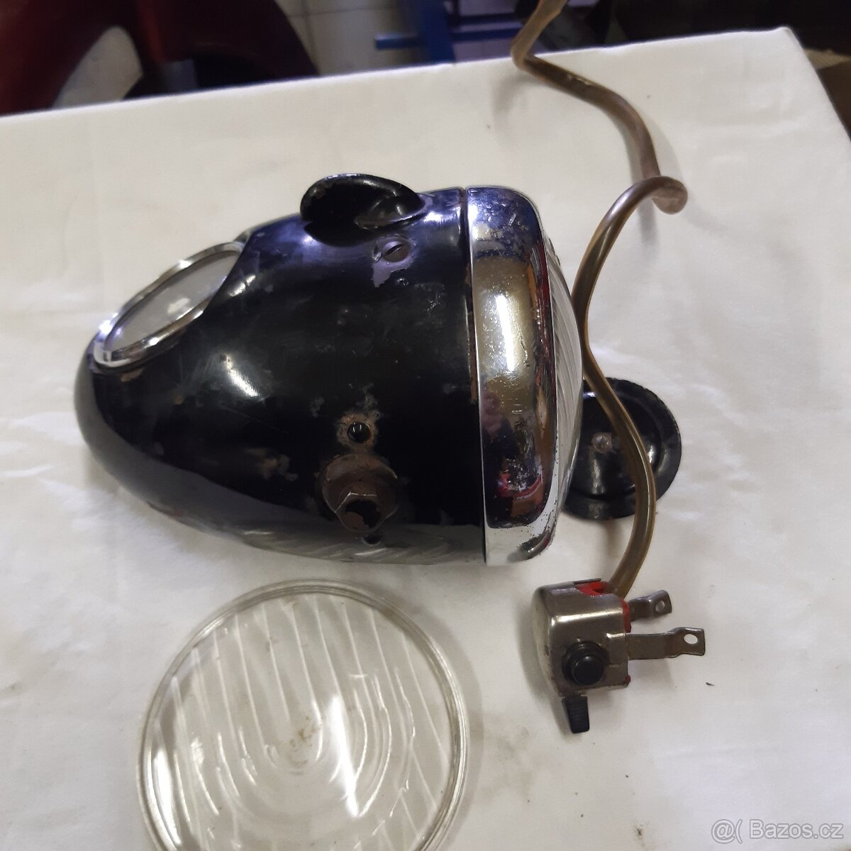 Přední světlo manet čz atd viz foto - 2