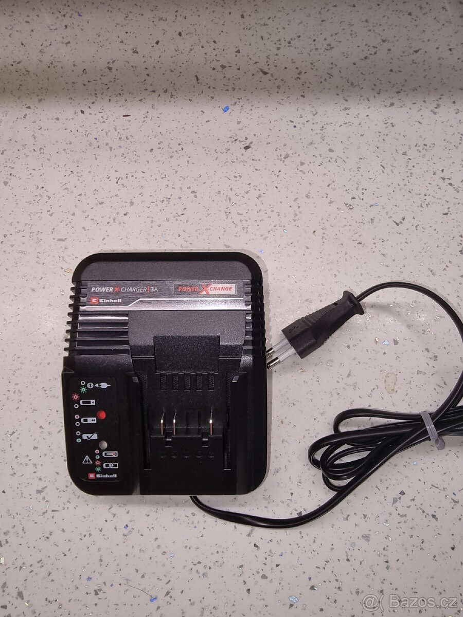 Nabíječka Einhell Power X changer 3A - 2