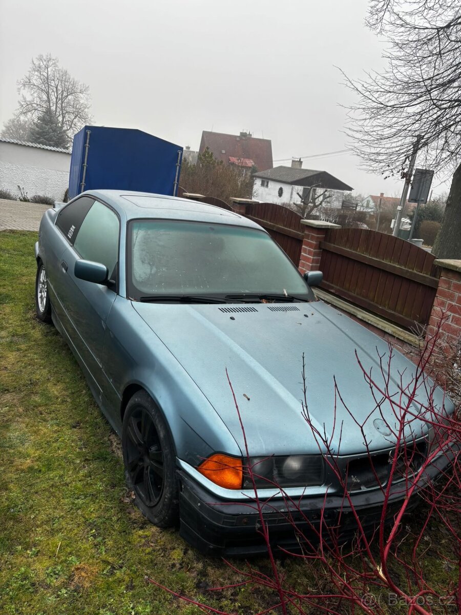 BMW E36 328ci - 2