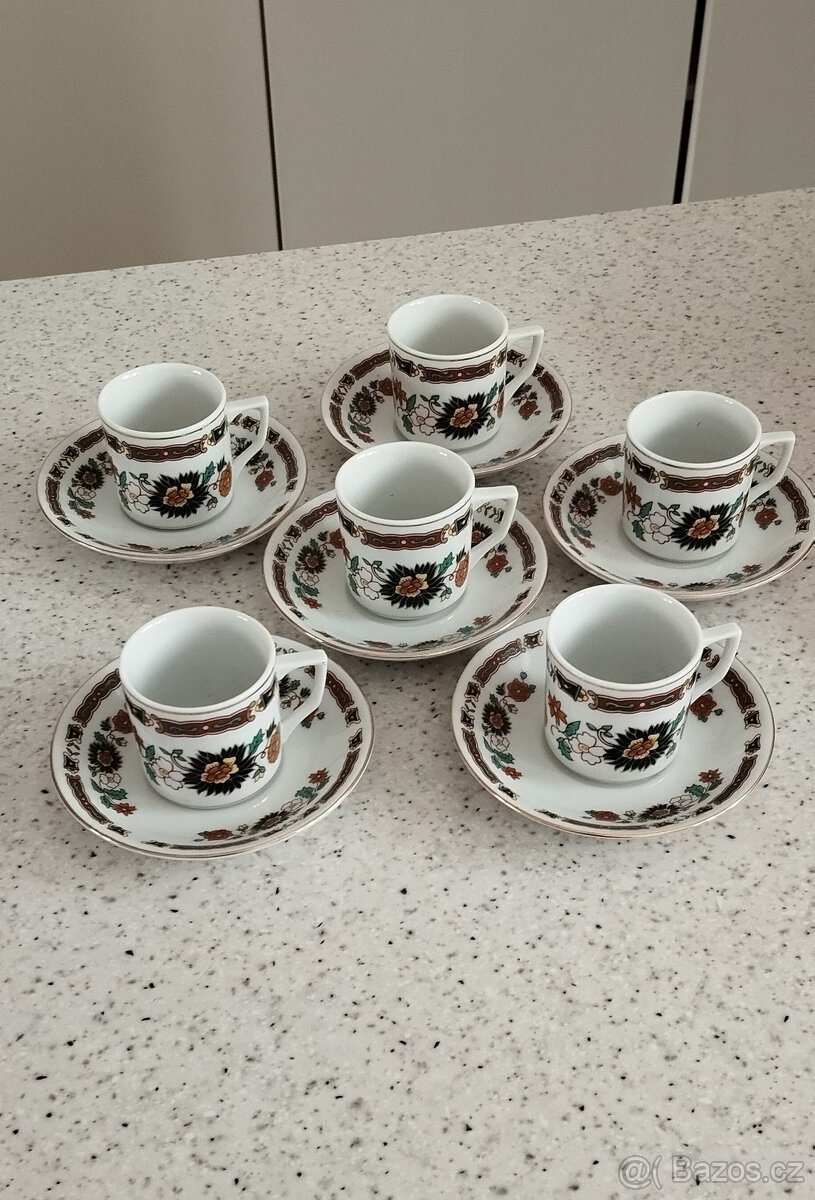 PORCELÁNOVÝ SERVIS - MADE IN CHINA - 2