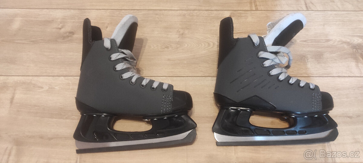 Dětské lední brusle OXELO velikost 34 - 2