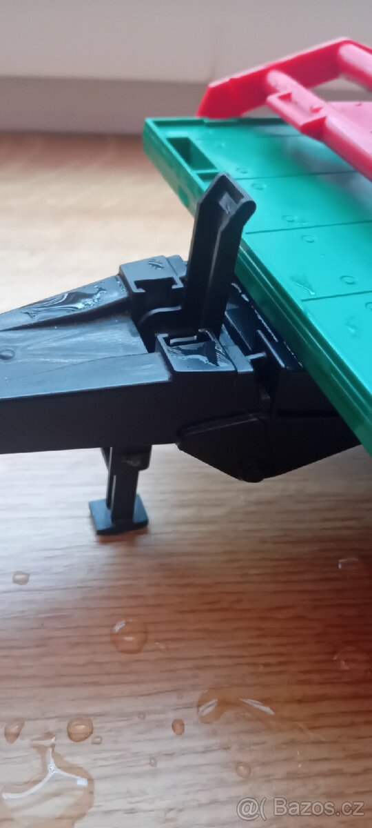 Bruder. Přepravník na balíky - 2