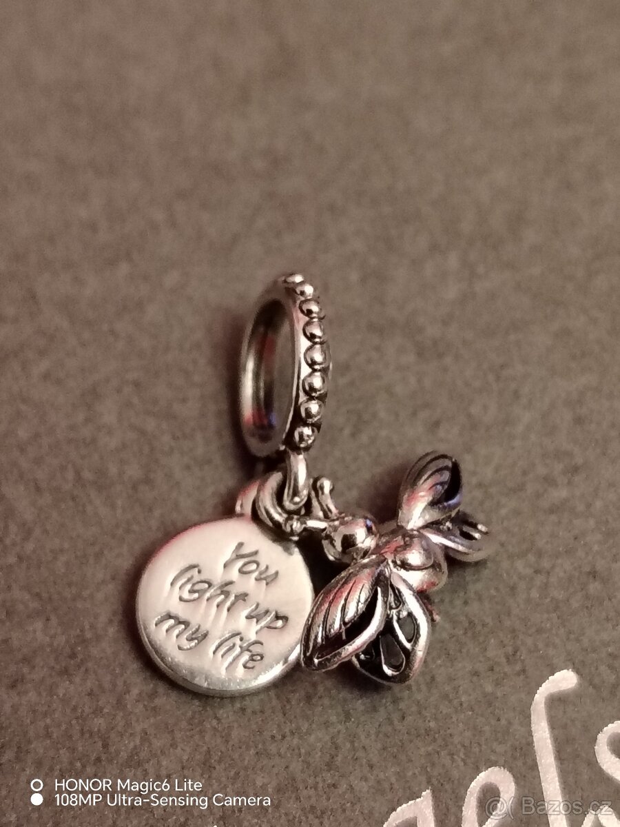 Dva přívěsky pandora - 2