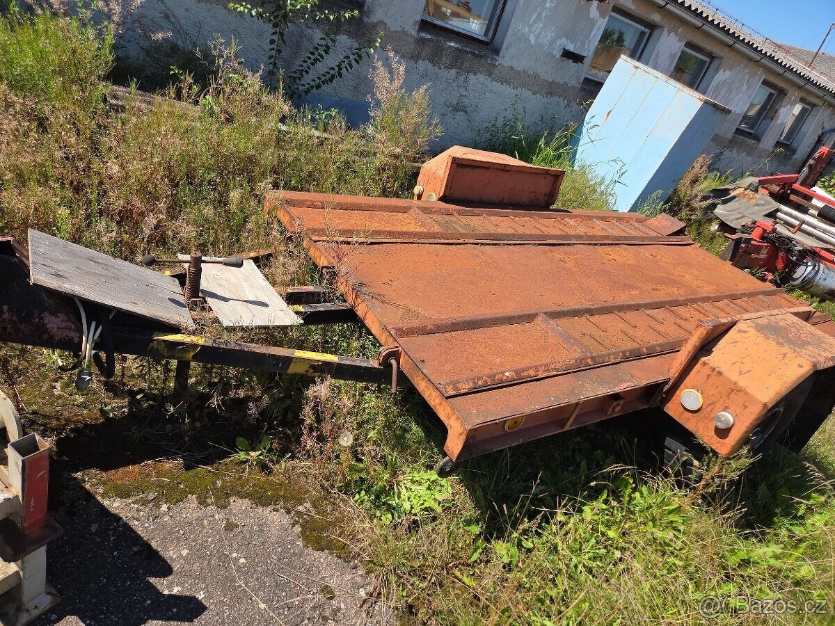 Podvalník na převoz bagru-Koupím - 2