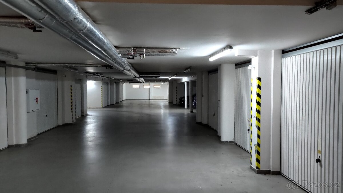 Pronájem, Garáže - ul. Kamechy, Brno-Bystrc - 2