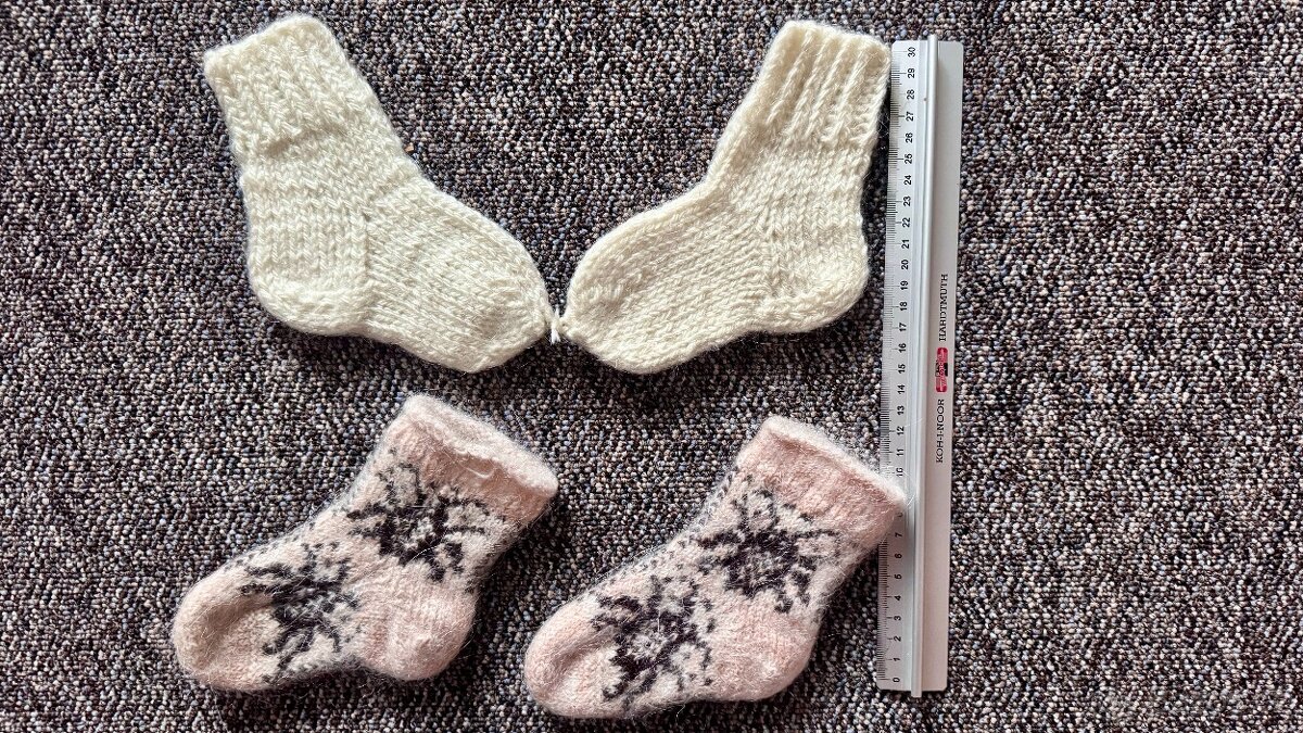 Ručně pletené ponožky - 2