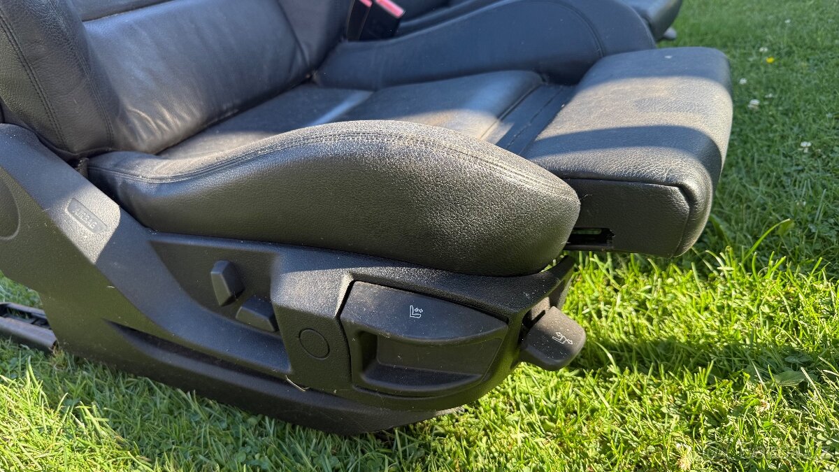 bmw f11 f10 sedačky - 2