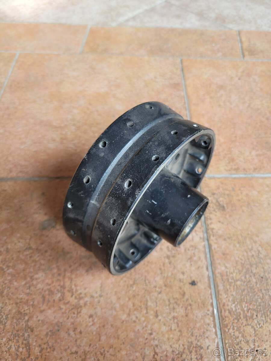 náboj předního kola MZ ETZ - 2