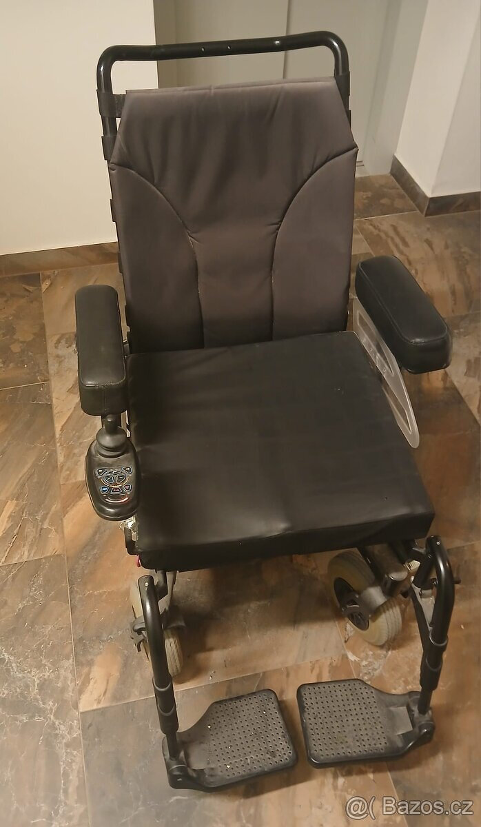 Prodám elektrický invalidní vozík - 2