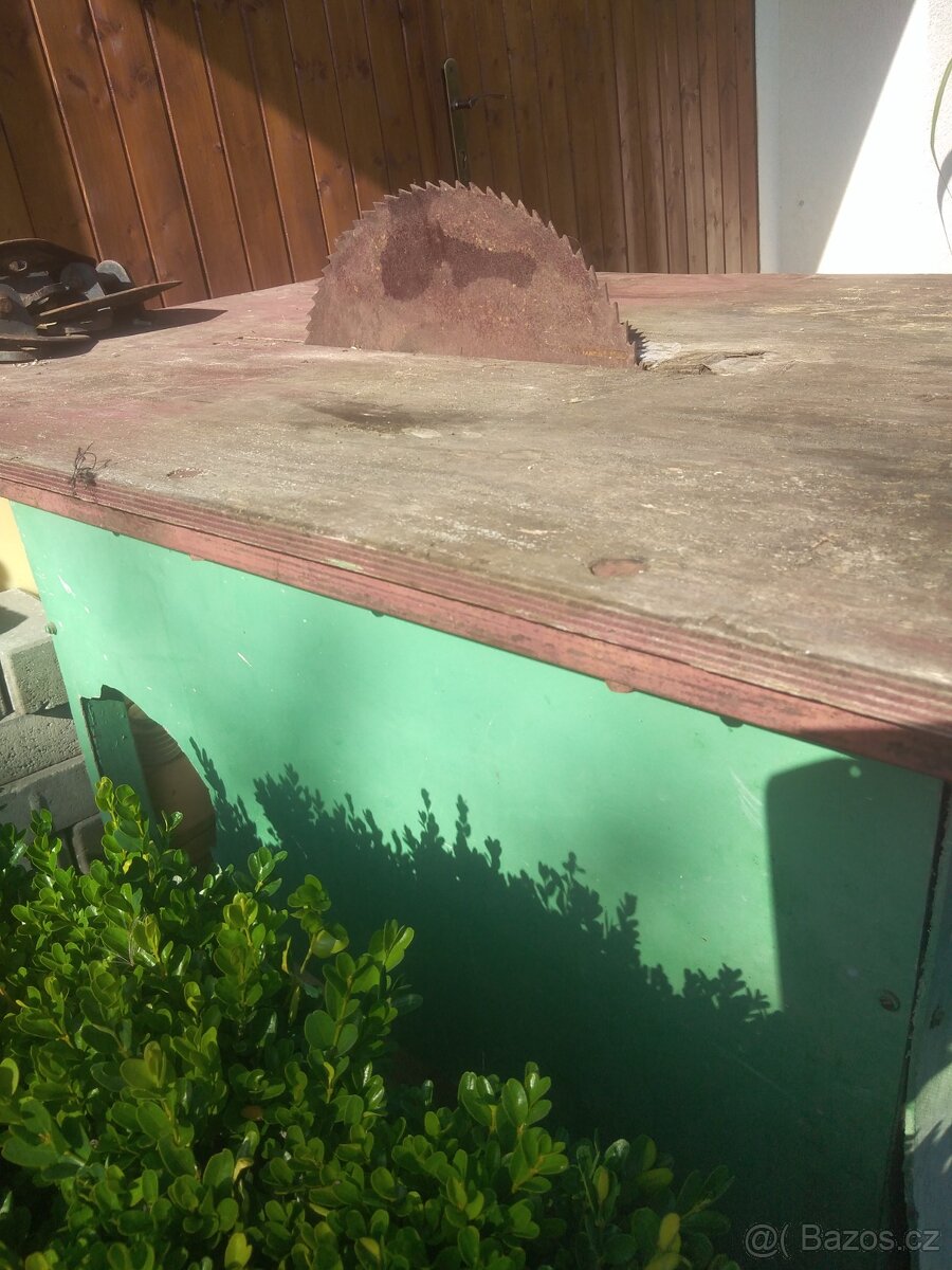 Retro cirkulárka - 2