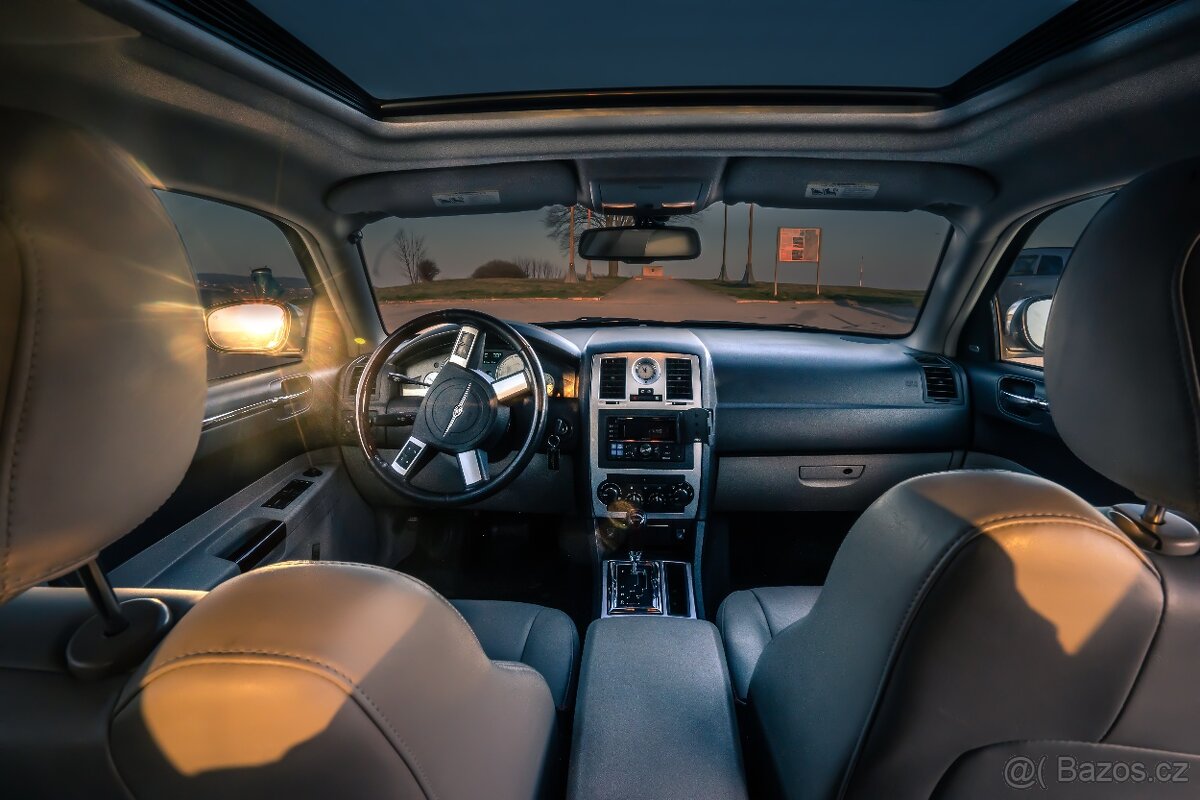 CHRYSLER 300C TOURING 3.0 V6 CRD 160kW - 2