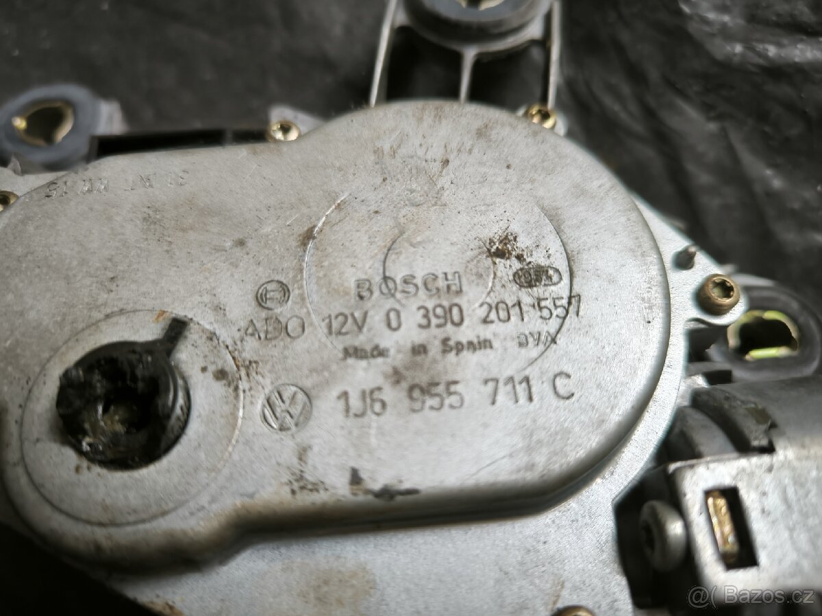 Motorek zadního stěrače - 2