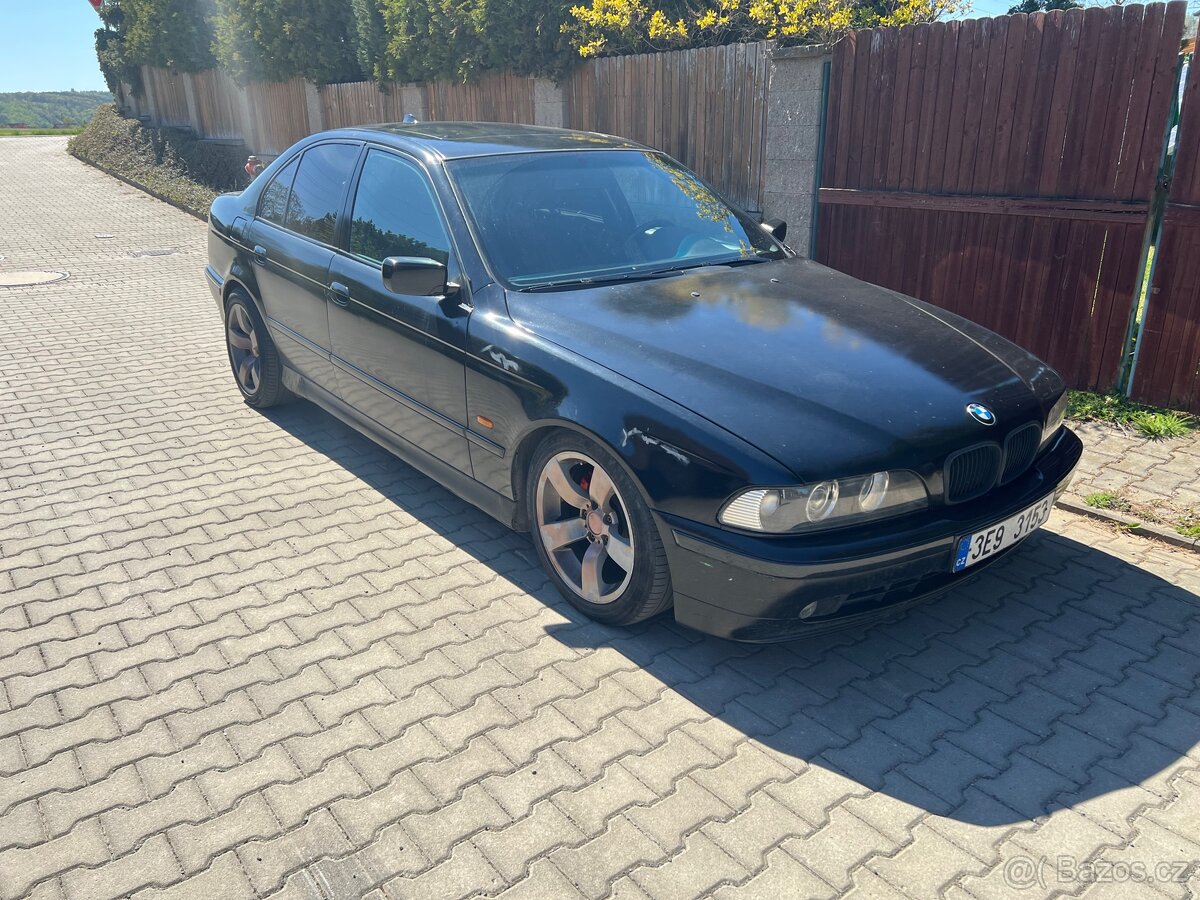 BMW E39 525i - 2