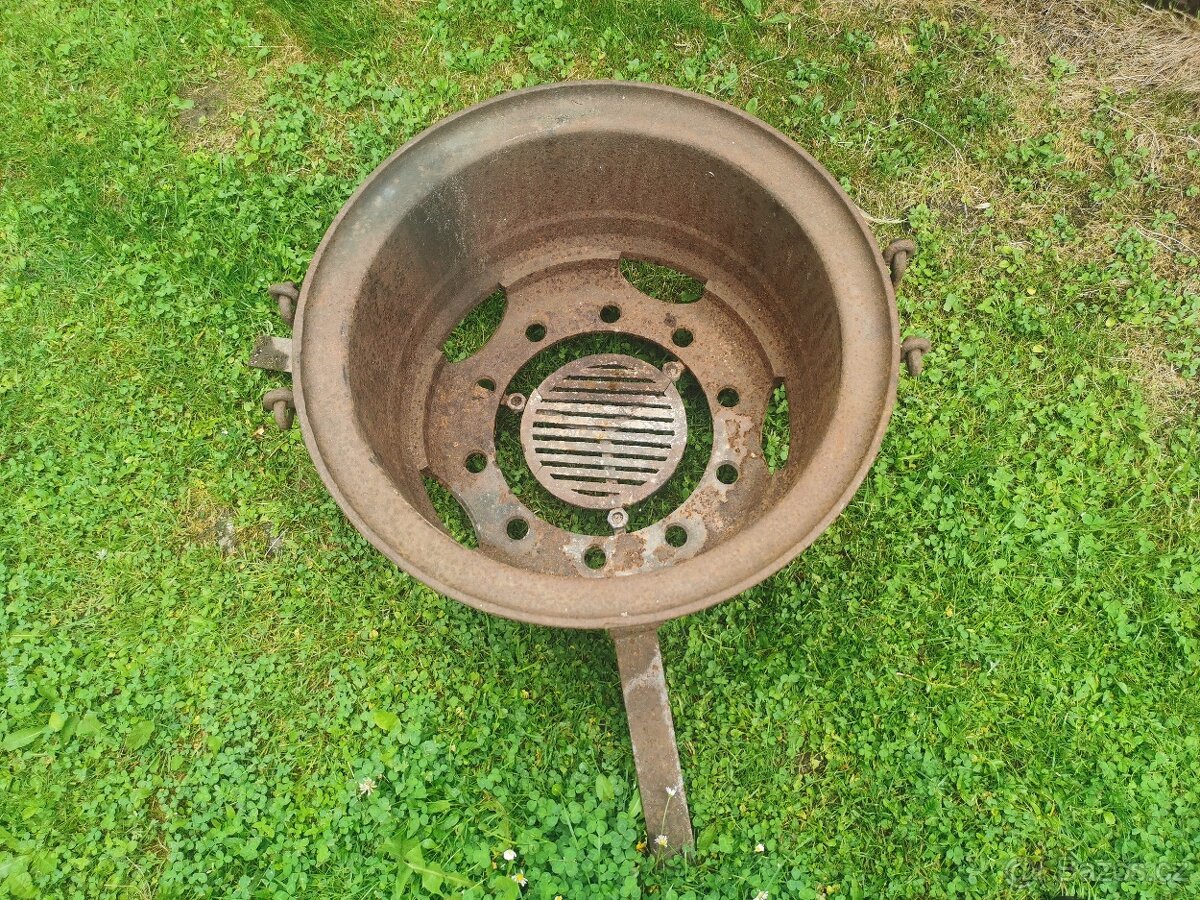 Ohniště - 2