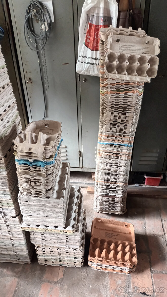 Obal na vajíčka + různá plata + přepravky - 2