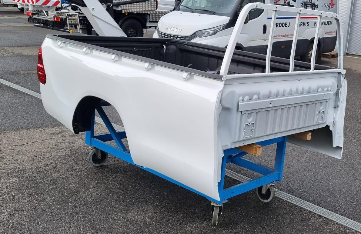 Toyota Hilux Kompletní korba Single Cab nová