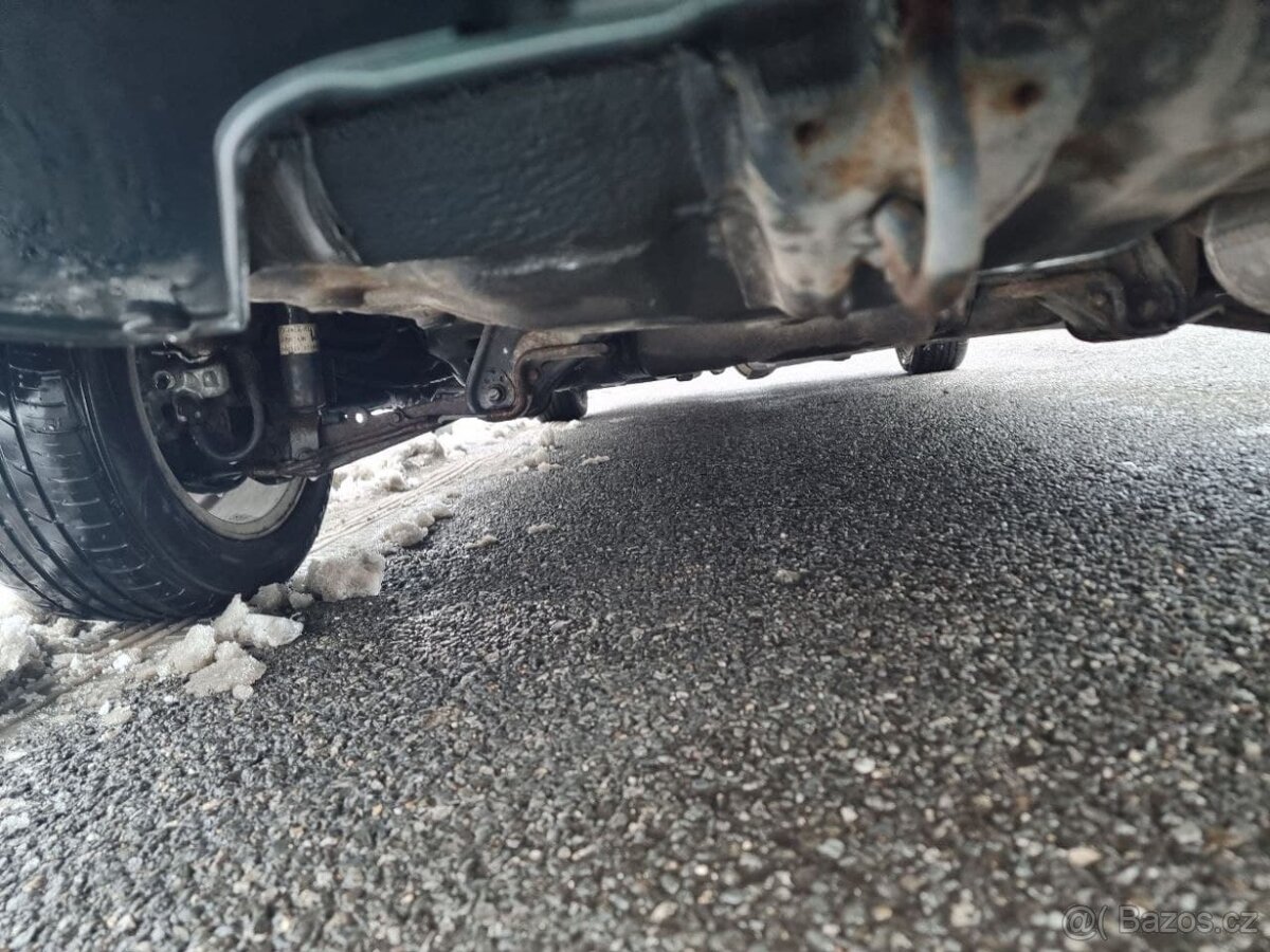Prodám Hondu Civic Aerodeck 1.4 - 2