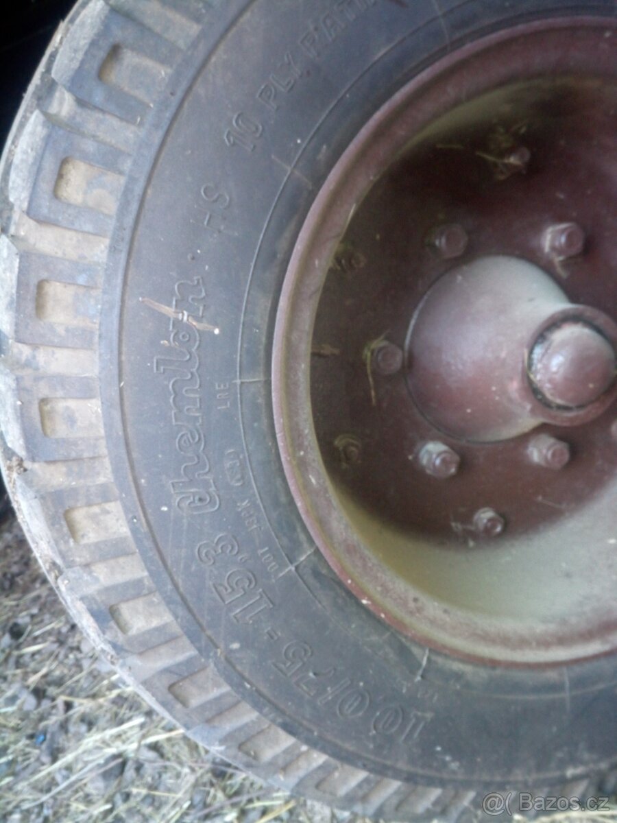 Prodám čtyřkolovou vlečku - 2