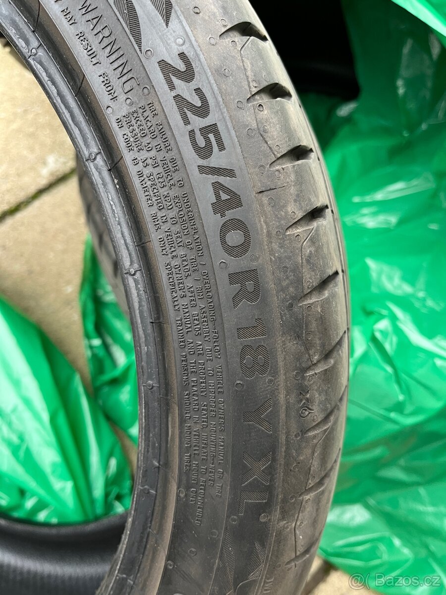 Pneu 225/40 R18 letní - 2