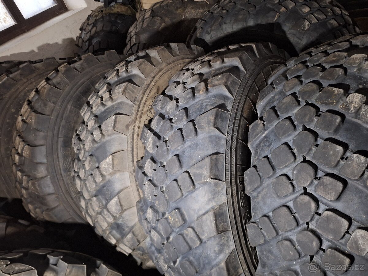 Pneu KAMA 425/85 R21 - 2