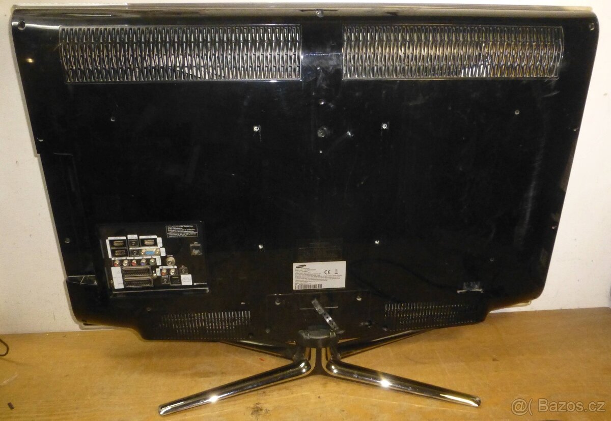 Full HD LCD televize 93cm SAMSUNG, nemá DVBT2 - 2