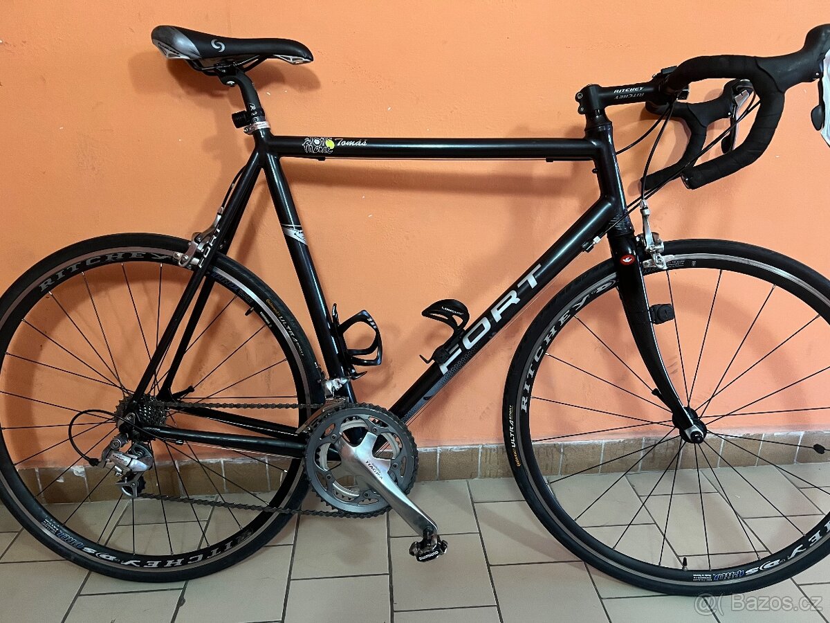 Silniční kolo FORT - 2