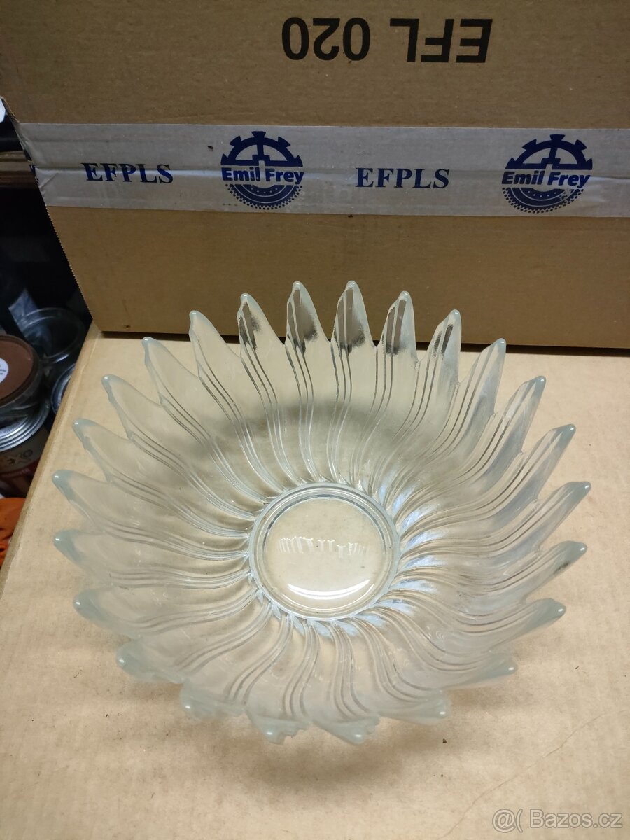 Skleněná mísa 23cm.. - 2