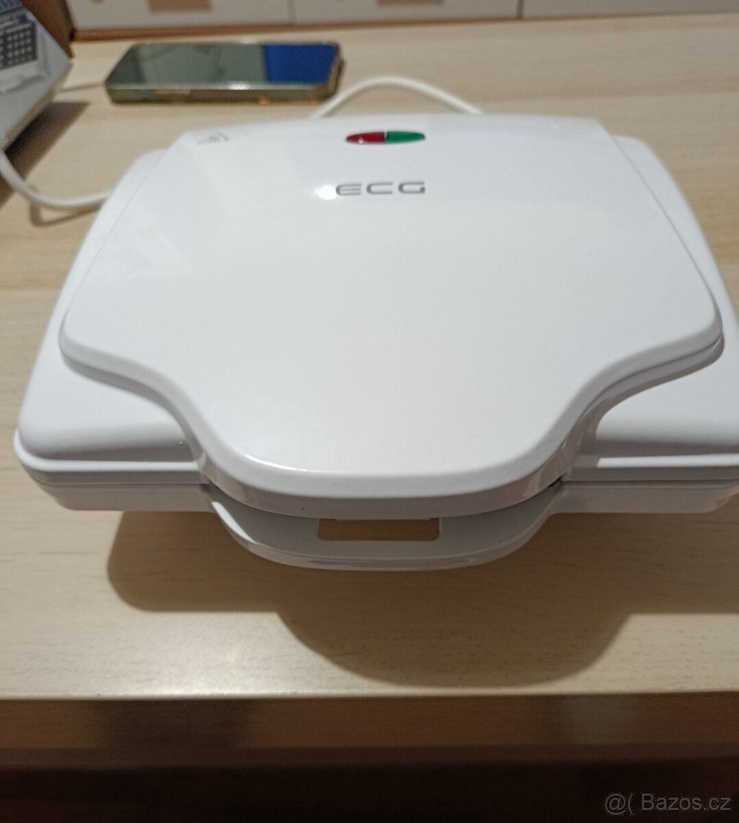 Waffle maker, vaflovač - 2