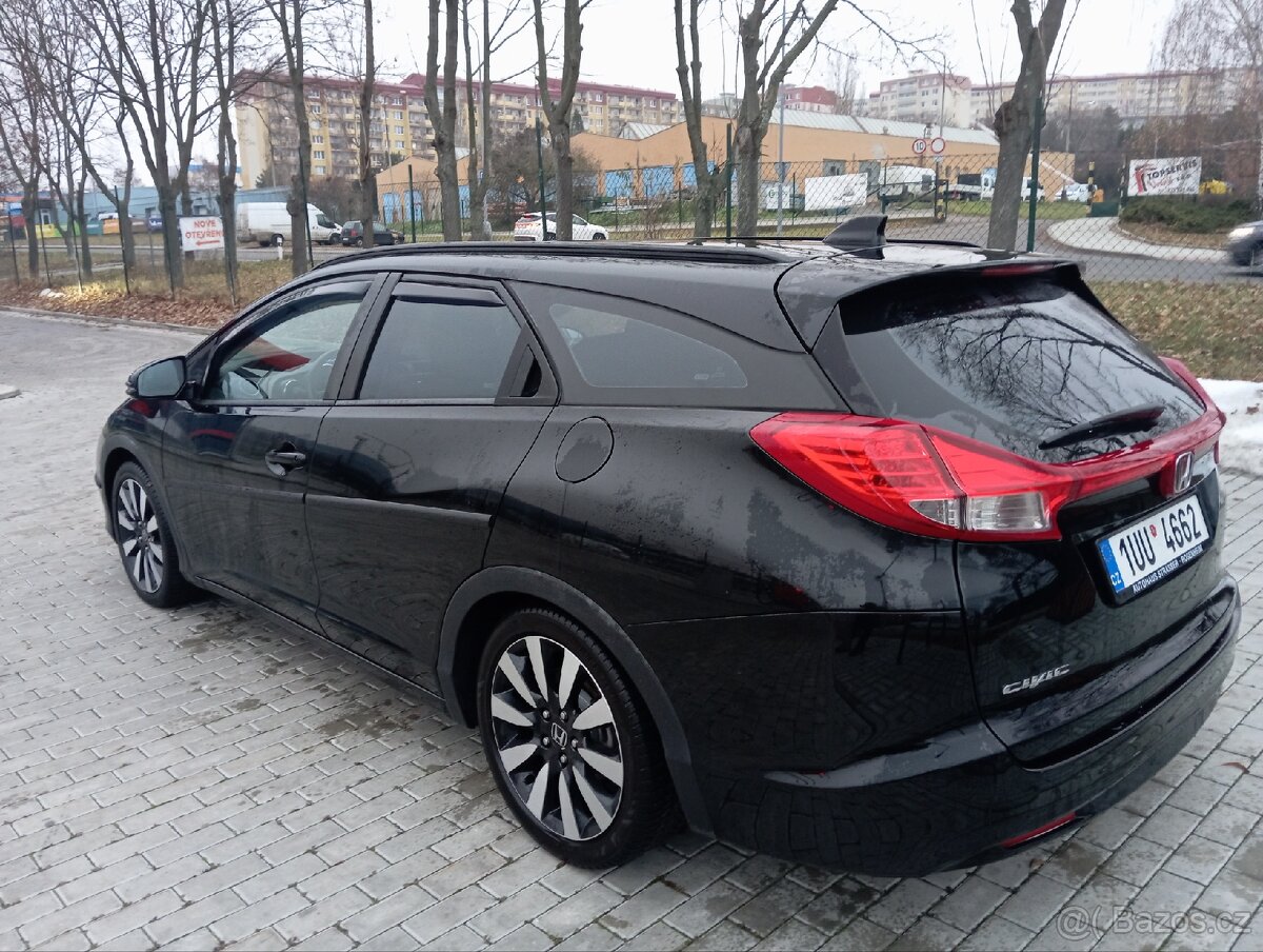 Honda Civic 1.8 AUTOMAT - 2