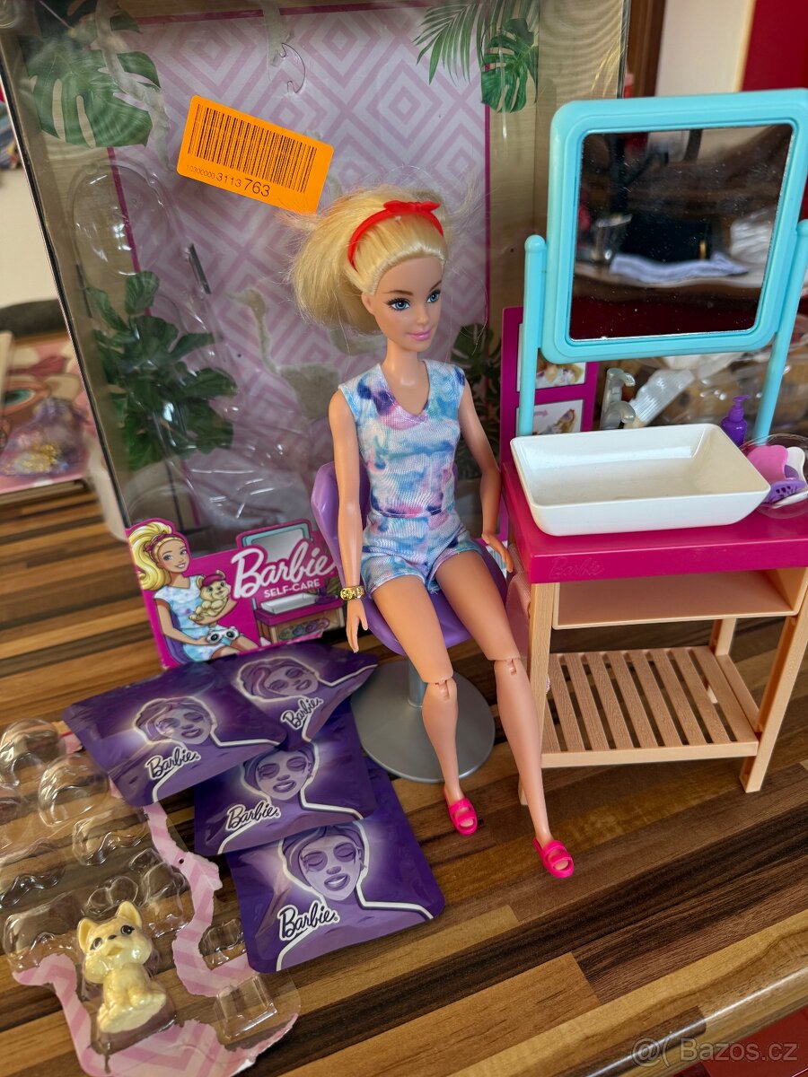 Barbie a kosmetický salon - 2