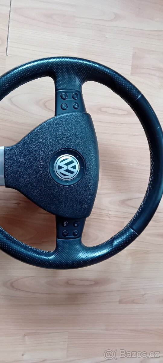 Vw multifunkční volant perforovaná kůže - 2