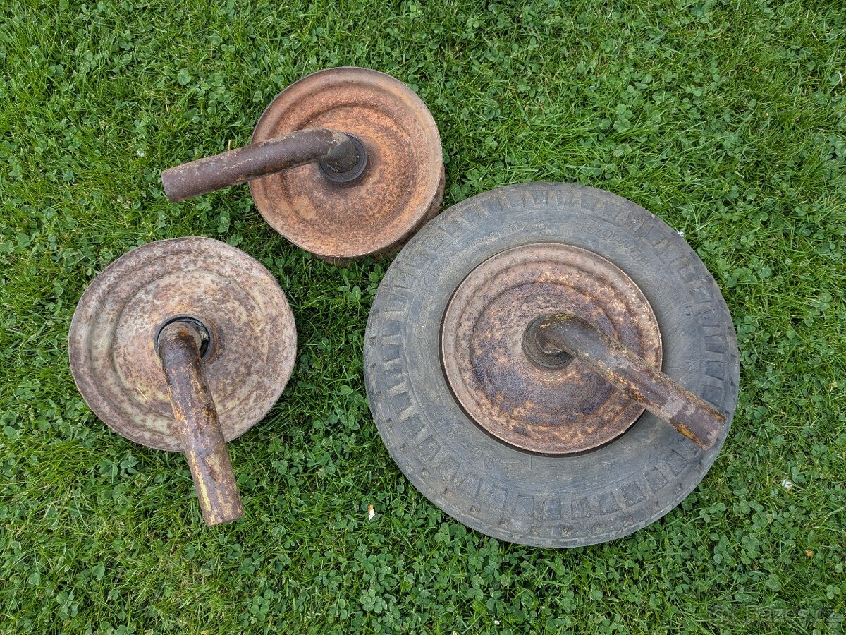 Kola na obraceč na seno - 2