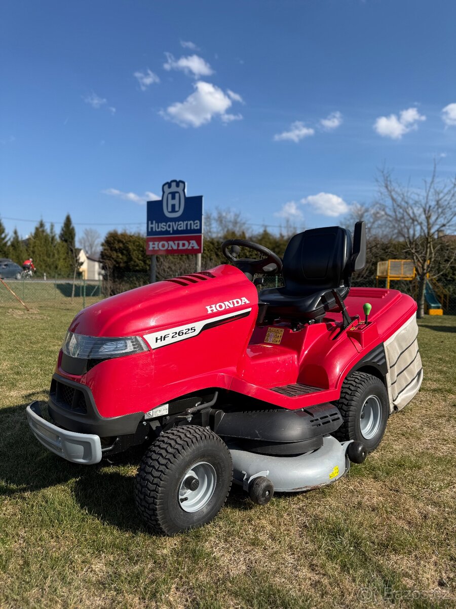 Zahradní traktor HF2625 - 2